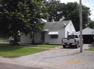 309 N Conger St, Norris City, IL 62869