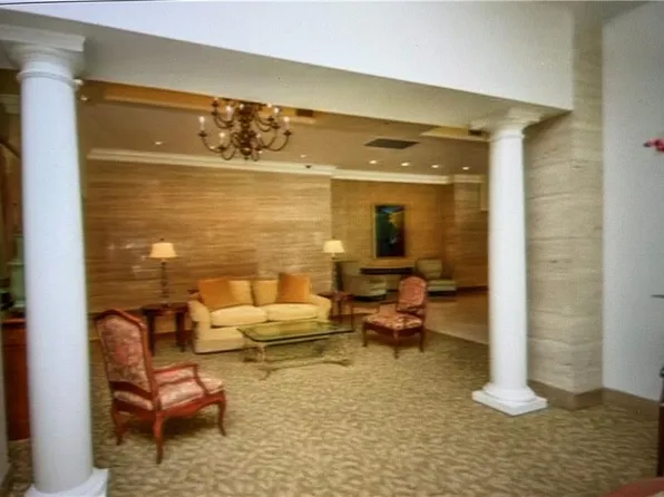 300 Peachtree St NE APT 9A, Atlanta, GA 30308
