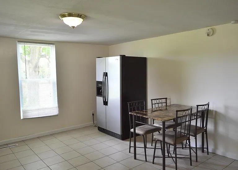 1111 E Colvin St #1 — Photo 8
