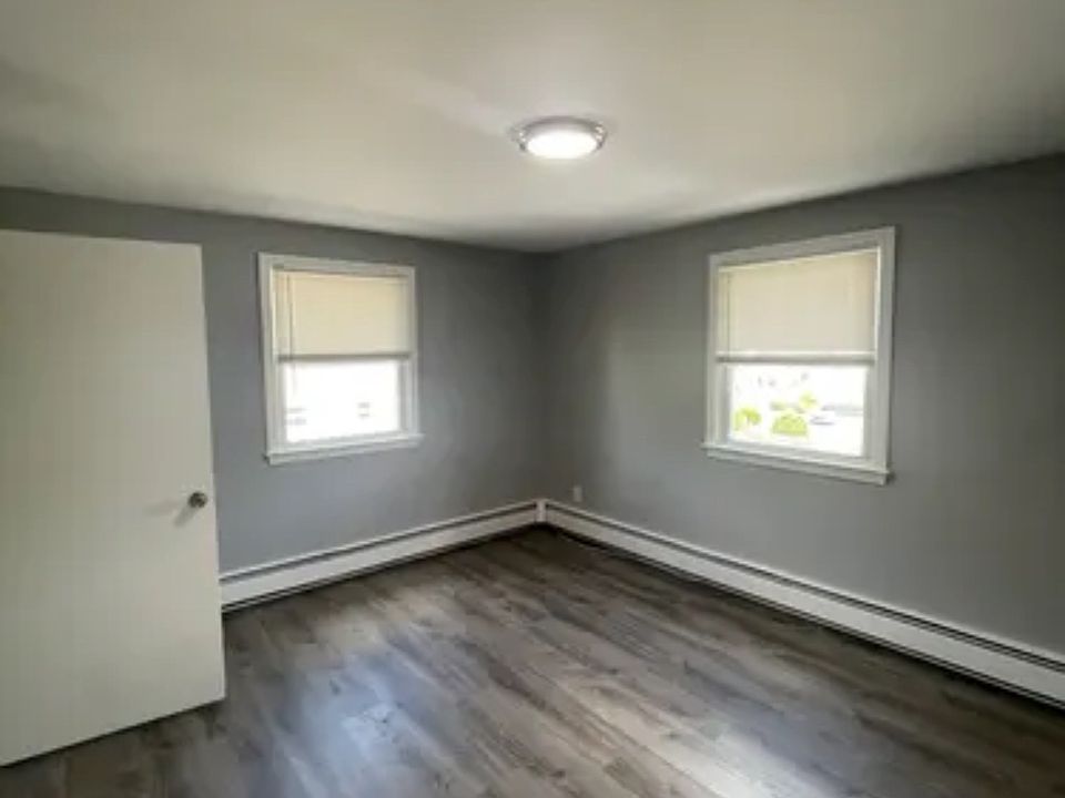 1st image of 10 Fenway St APT 8