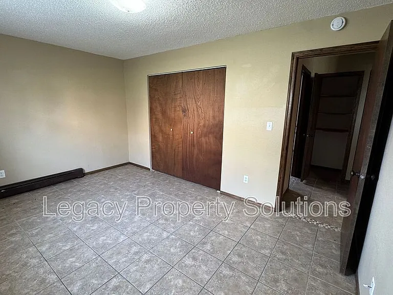 1011 S 3rd St #15 — Photo 5
