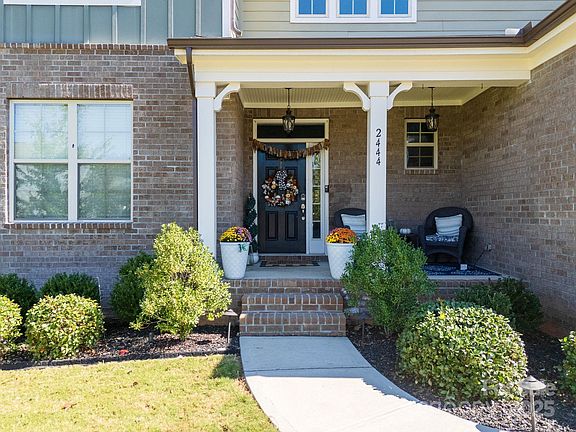 5th image of 2444 Moher Cliff Dr