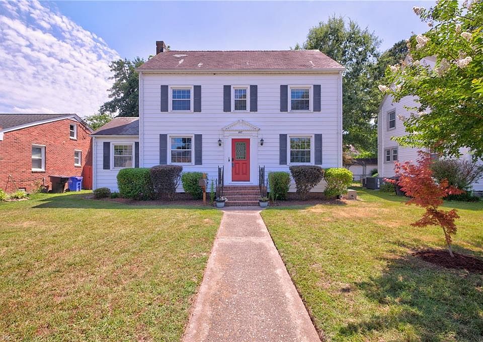 1st image of 407 Sussex Dr