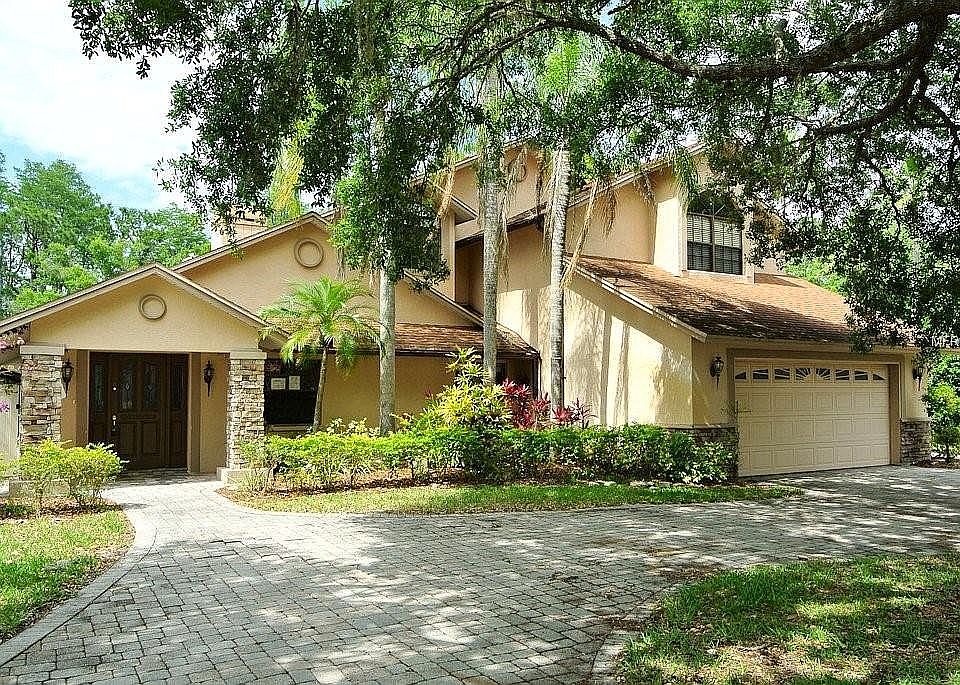 1st image of 3829 Louis Cir