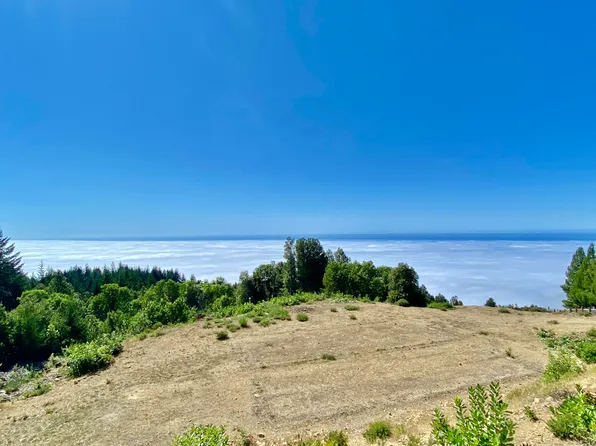 58 Shasta Ct, Whitethorn, CA 95589