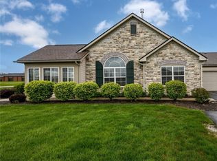1918 Woods Dr, Streetsboro, OH