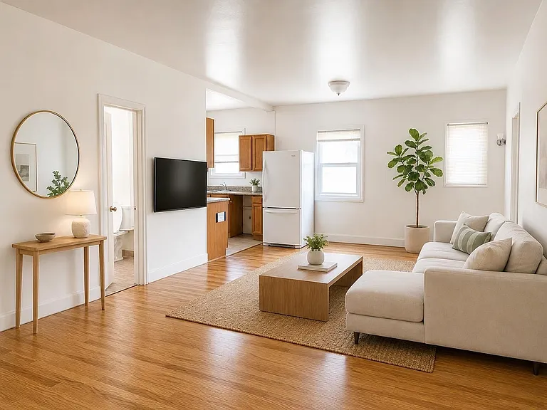 2555 Virginia St #301 — Photo 9