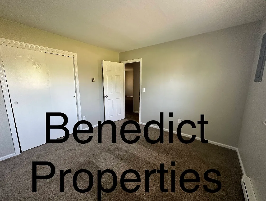 unit 23 — Photo 2