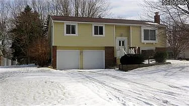 1271 Woodledge Dr photo 1