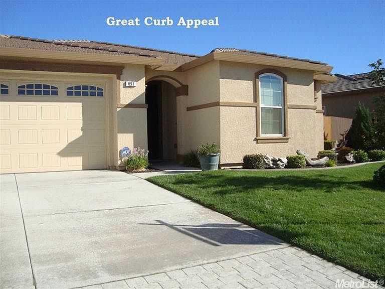 1st image of 891 Golden Pond Dr