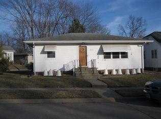 2305 Chancy St, Clinton, IA 52732