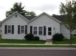 206 W Gardner St, Elwood, IL 60421