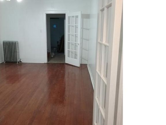 3rd image of 7730 S East End Ave APT 2