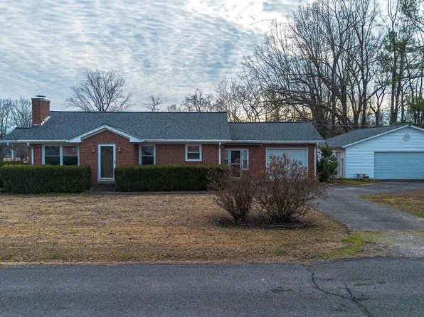 114 N Crestview Dr, Paducah, KY 42001
