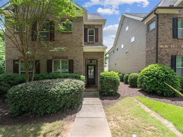 7420 Flintlock Way, Alpharetta, GA 30005