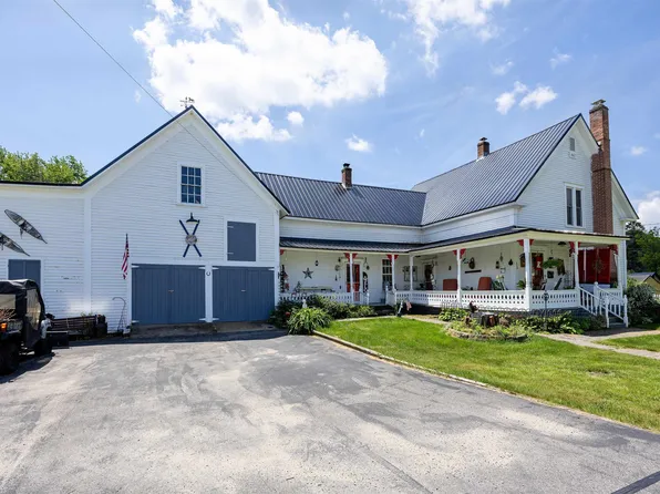 13 Pleasant Street, Lancaster, NH 03584