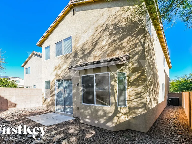 9553 Parker Springs Ct — Photo 14