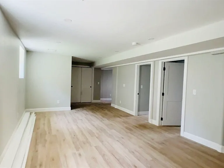 123 Oxford Rd #123 — Photo 16
