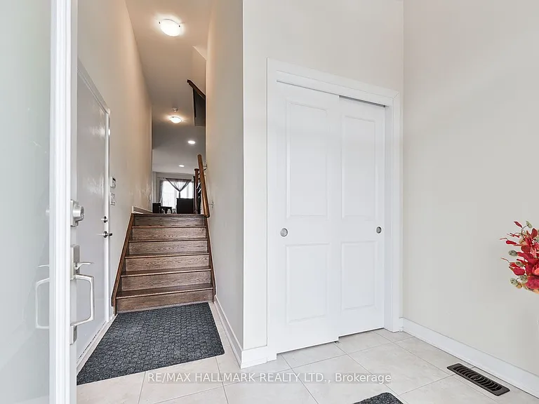 41 Anchusa Dr — Photo 4