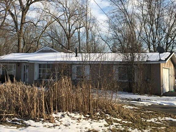 2nd image of 29619 Hemlock Dr