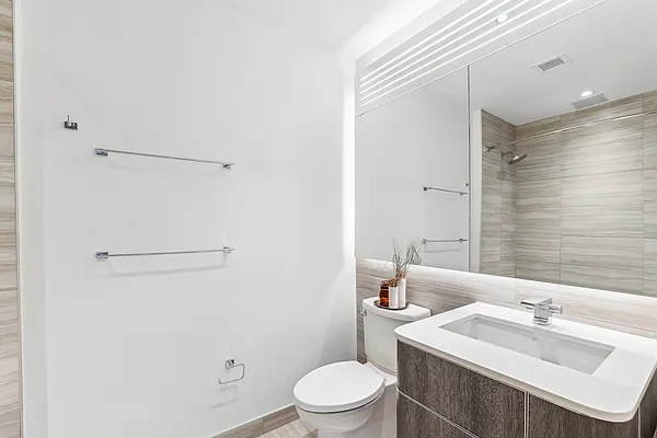 Rented by Greystar | media 59