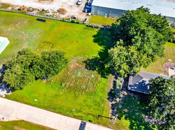 411 W 159th St, Galliano, LA 70354