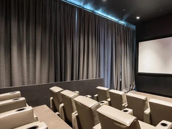 685 First Avenue image 14 of 20