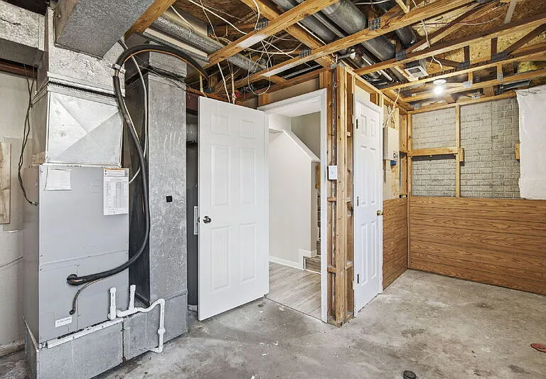 927 Pirates Ct — Photo 27