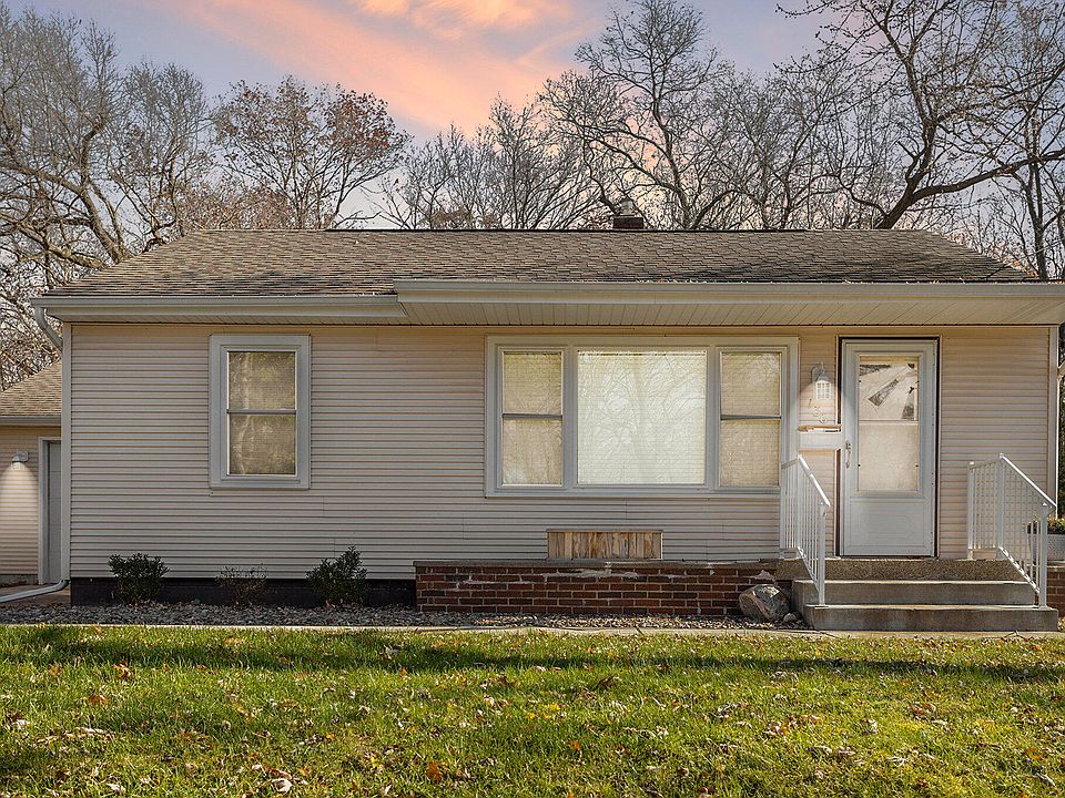 1st image of 136 Althea Ave