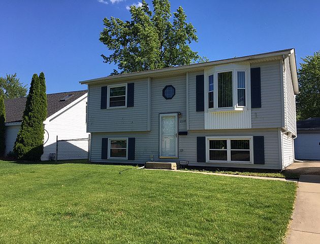 1st image of 2118 Tamarack Dr