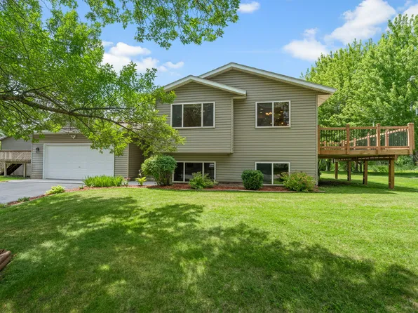 8421 Troy Marquette Dr, Monticello, MN 55362