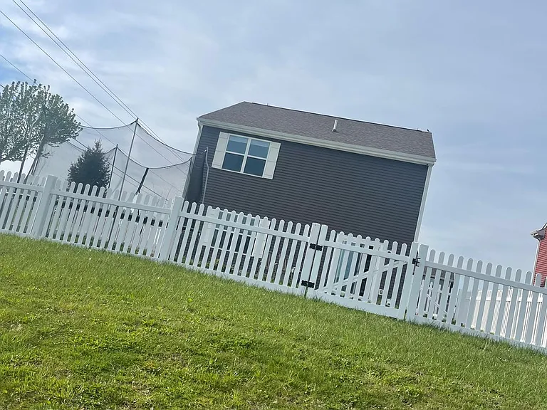 906 Briarstone Dr — Photo 21