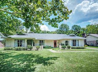 5950 Ferncreek Dr, Jackson, MS 39211