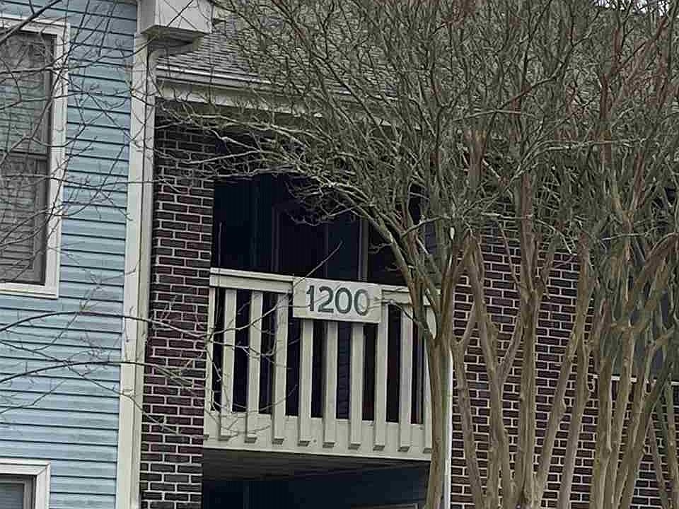 2nd image of 1210 Liberty Dr #1210