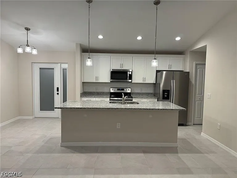 1536 NW 24th Ave — Photo 3