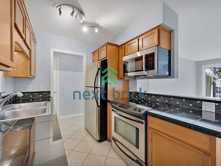 1111 Kirkland Ave #5A — Photo 6