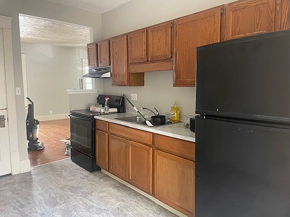 5th image of 347 Crown St Unit 1