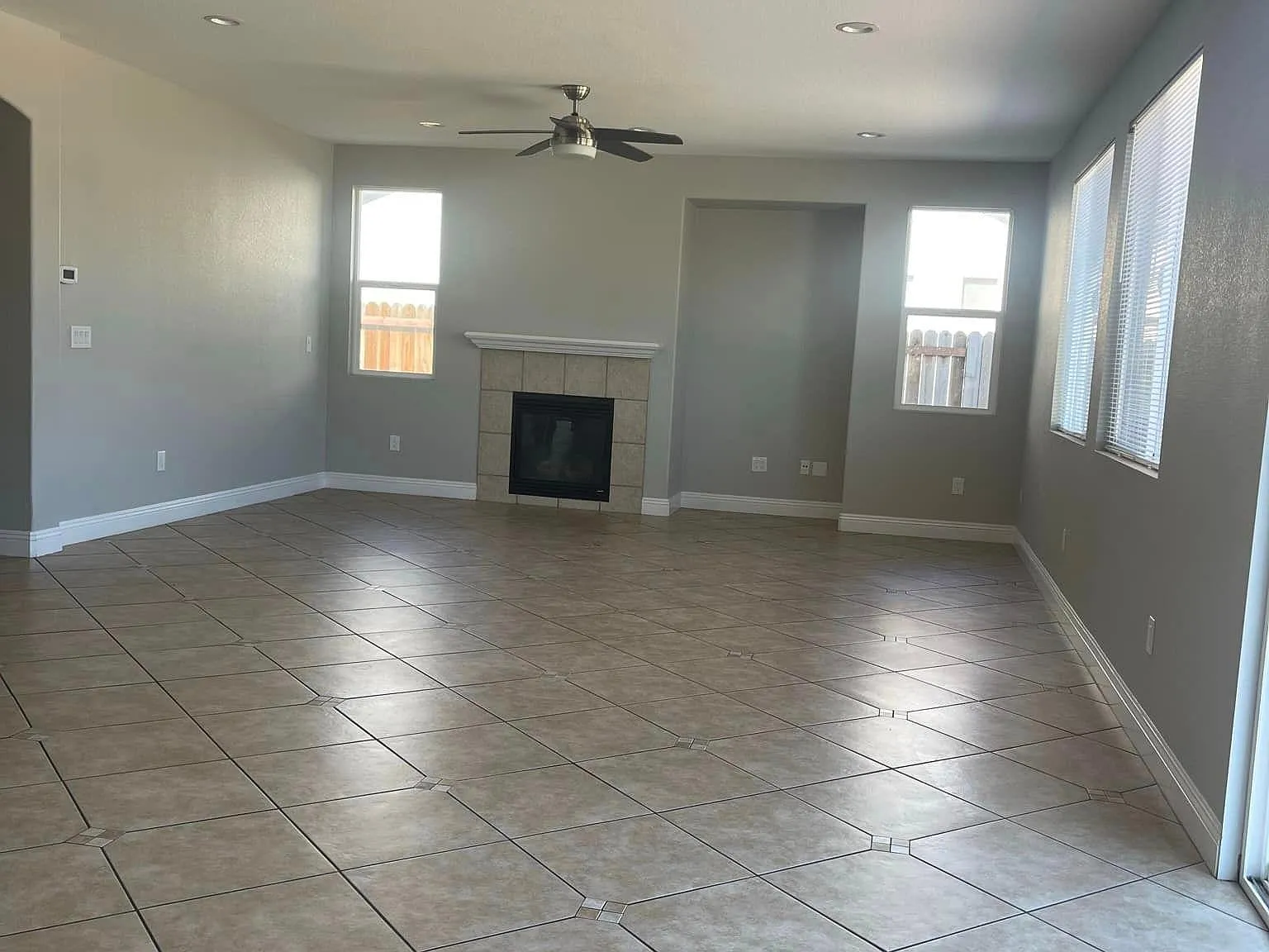 Maverick Dr, Plumas Lake — Photo 4