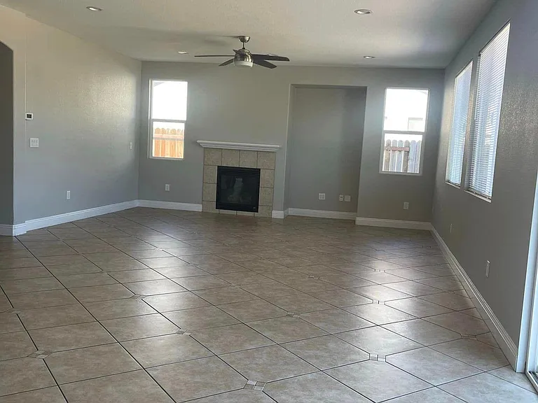 Maverick Dr — Photo 4