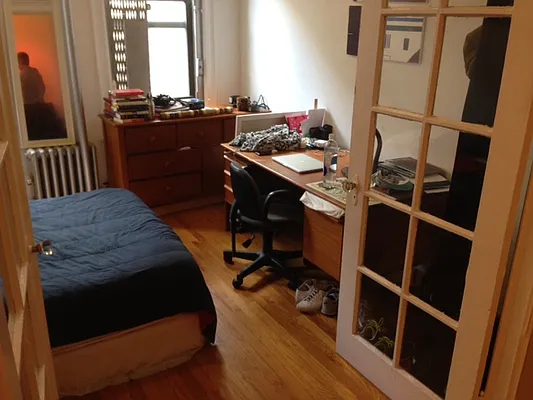 Rented by Warren T Real Estate Corp. | media 37