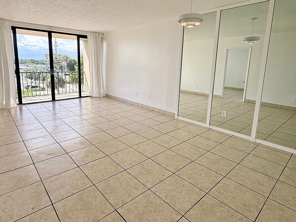 1st image of 1470 NE 123rd St APT 512