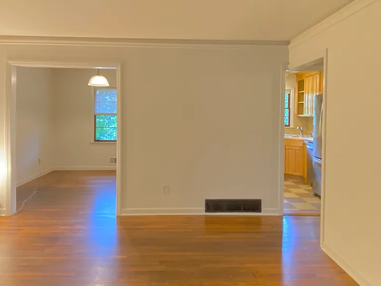 113 McKoy St — Photo 9