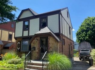 85-30 251st St, Bellerose, NY 11426