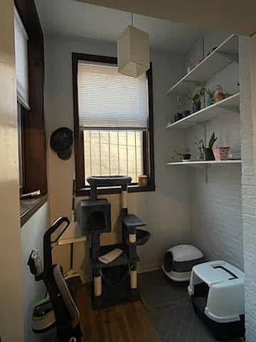 1st image of 430 N 33rd St #1R