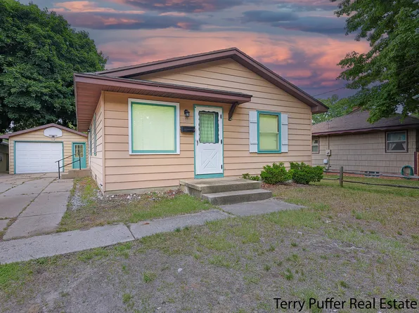 3317 Michael Ave SW, Wyoming, MI 49509