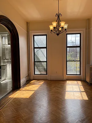 Rented by Compass | media 26