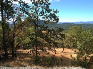 350 Rustic Canyon Dr, Grants Pass, OR 97526