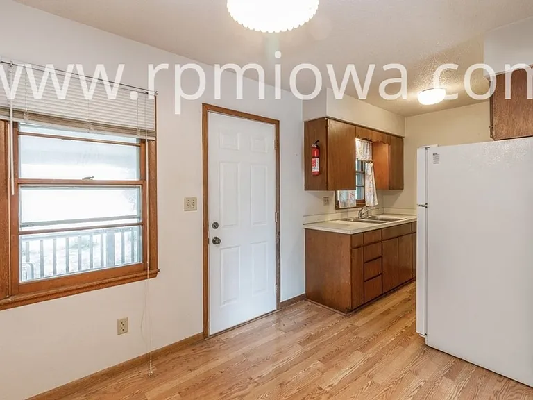 209 Todd Cir — Photo 5