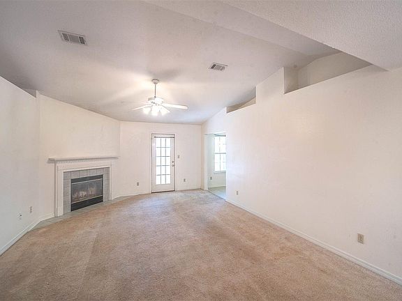 3rd image of 8012 Grand Bahama Dr
