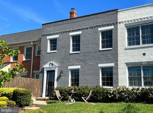 907 Green St, Alexandria, VA 22314
